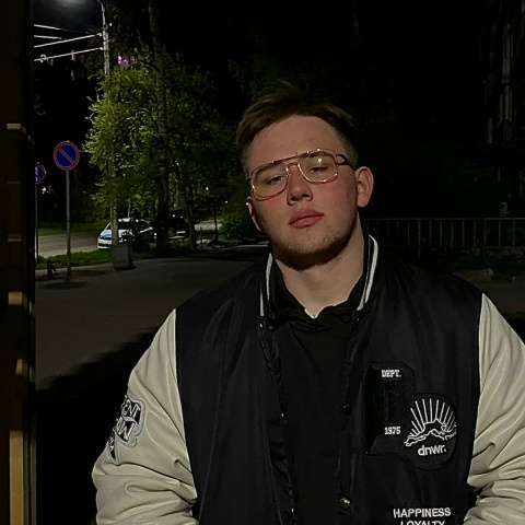 Максим Груздев